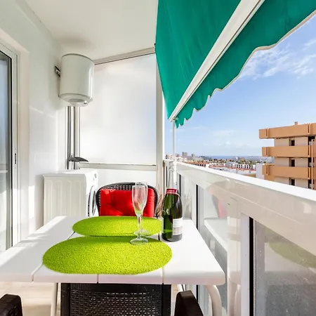 523 Las Terrazas Chic Apartment, Free Wi Fi Pool * Playa de las Americas (Tenerife)